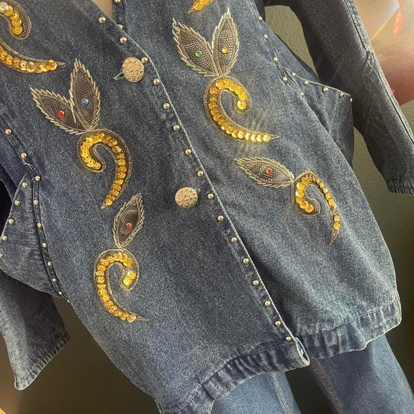 Vintage 80s embroidered denim duster jacket with studs rhinestones and sequins - Picture 4 of 9
